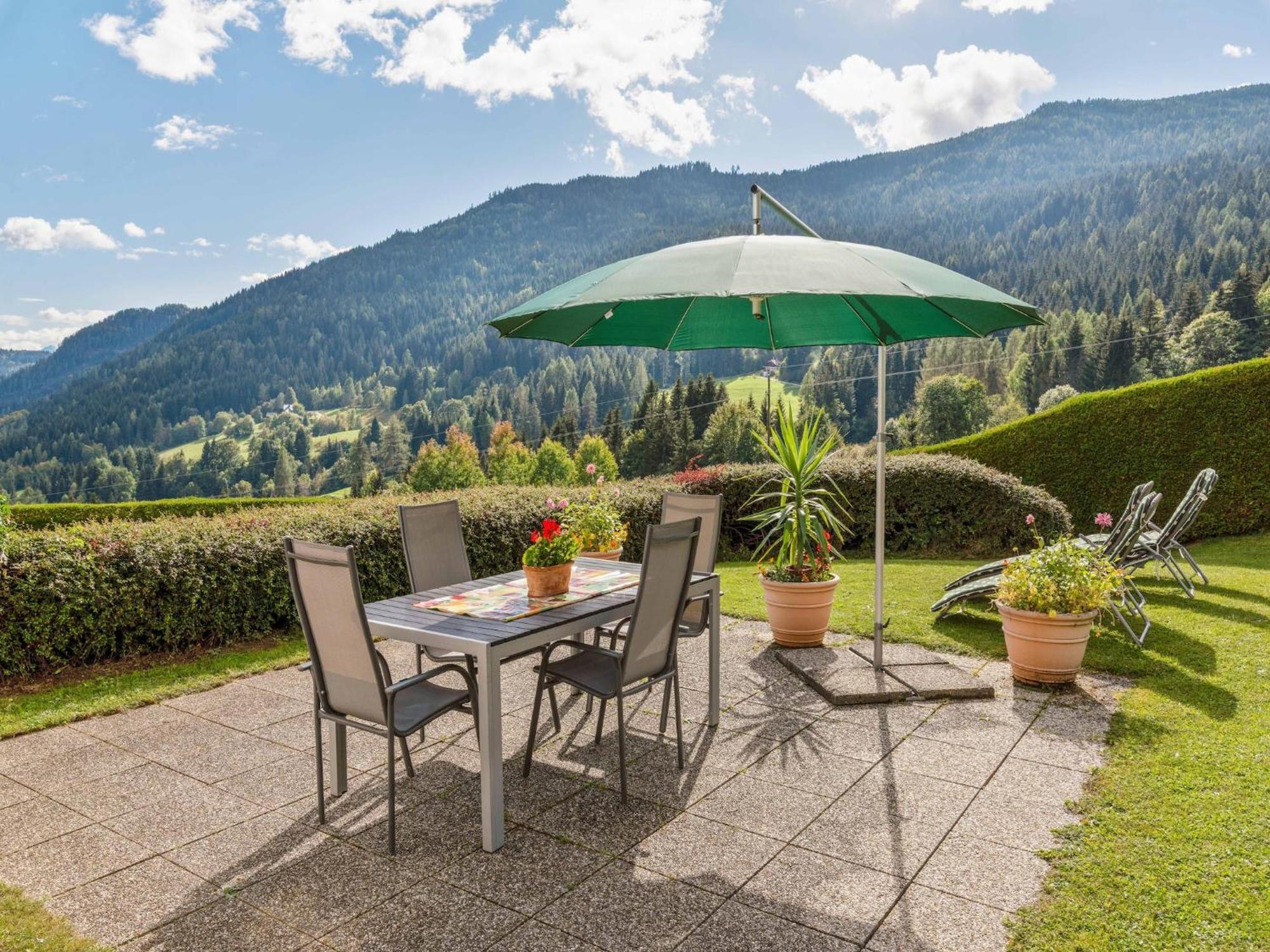 Cozy Apartment In Afritz Am See Near Gerlitzen Ski Area Екстериор снимка