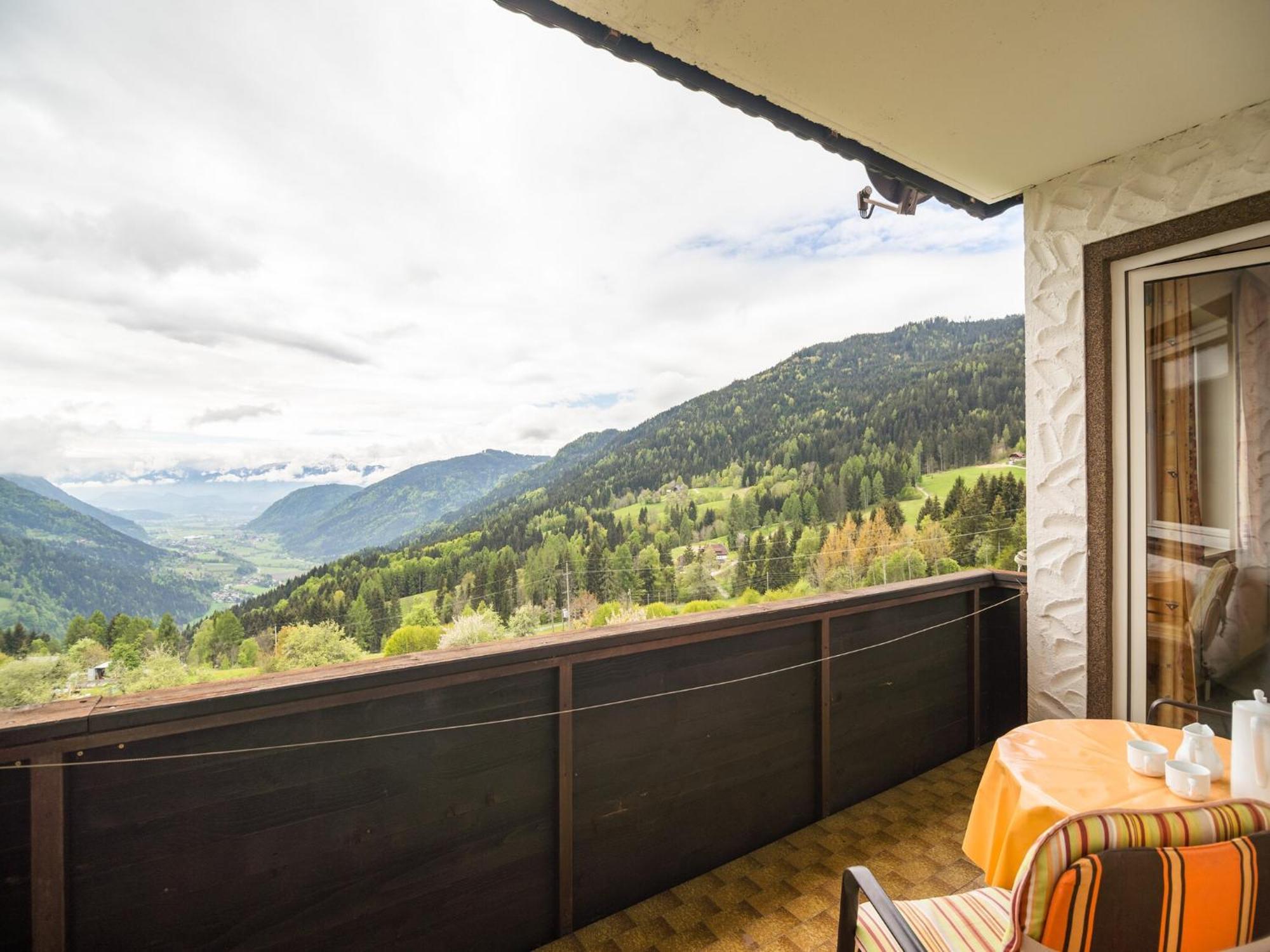 Cozy Apartment In Afritz Am See Near Gerlitzen Ski Area Екстериор снимка