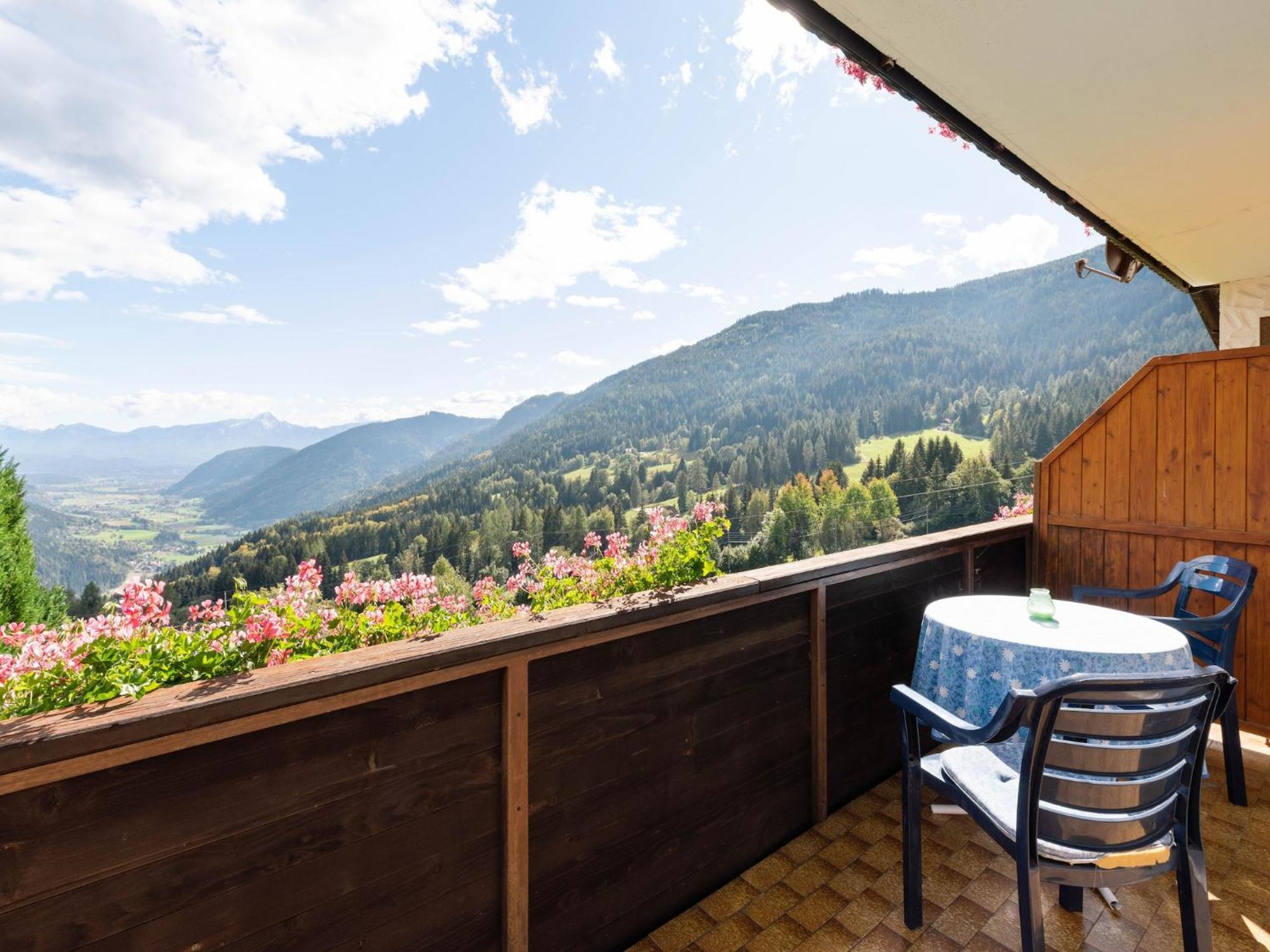 Cozy Apartment In Afritz Am See Near Gerlitzen Ski Area Екстериор снимка