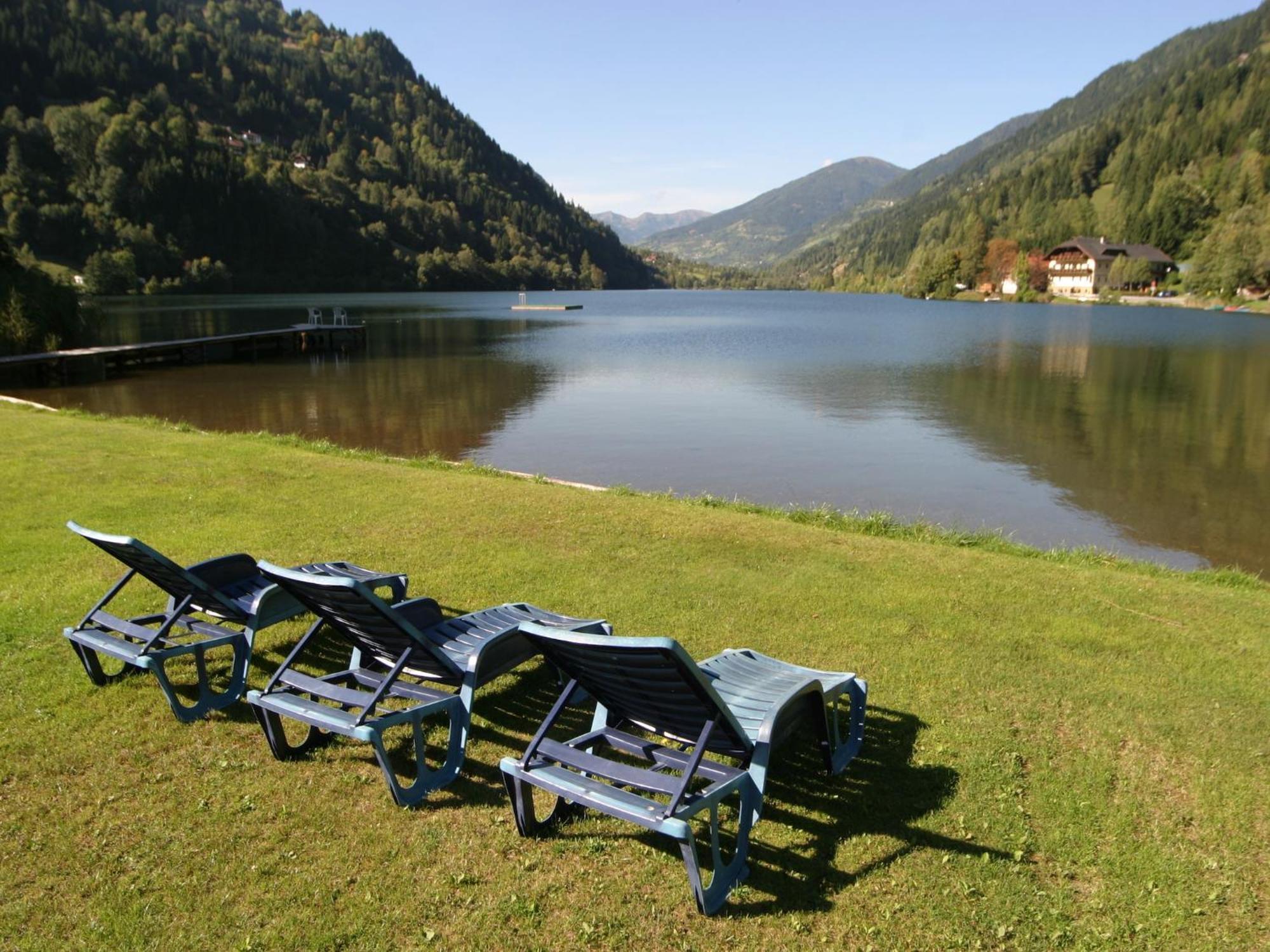 Cozy Apartment In Afritz Am See Near Gerlitzen Ski Area Екстериор снимка