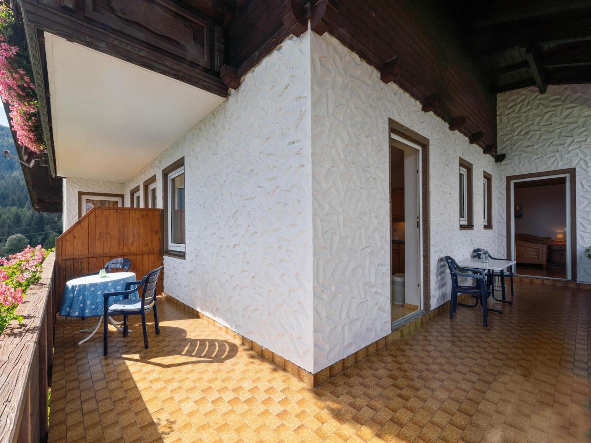 Cozy Apartment In Afritz Am See Near Gerlitzen Ski Area Екстериор снимка